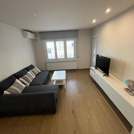 Apartamento En La Playa. Free Parking. Free Wifi L' Escala Екстериор снимка